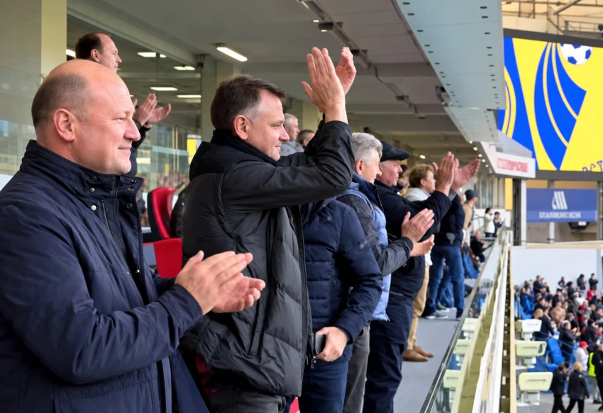 🎉 «Ростов» снова сильнее «Локомотива»!