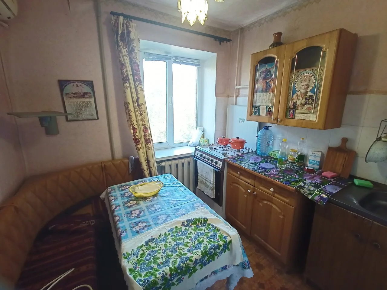 Сдается 1к квартира на квартале Шевченко. Этаж 3/5ти. Кирпичный дом, не угловая. Балкон...
