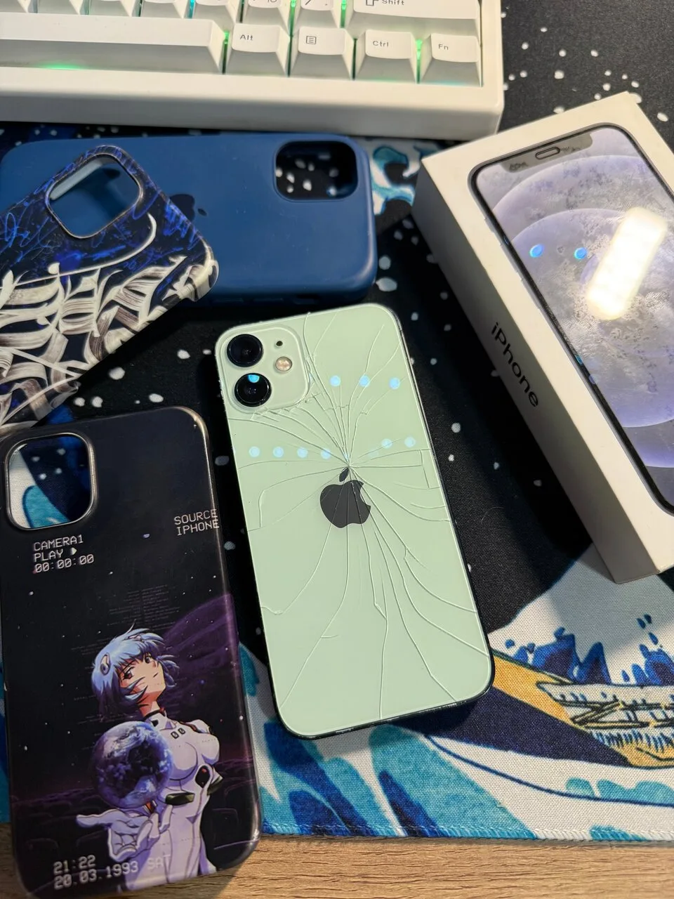 Продам iPhone 12 mini 64 ГБ, б/у, Харцызск, 10 000 ₽