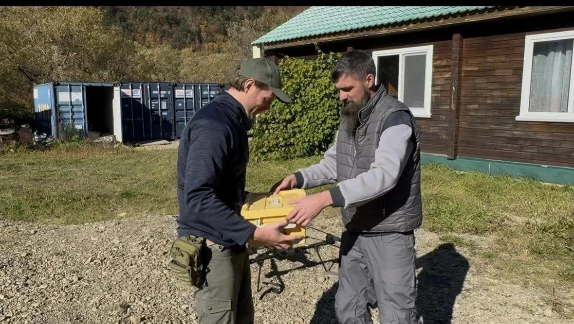 👍 На Сахалине икру впервые доставили на рыбоводный завод дроном