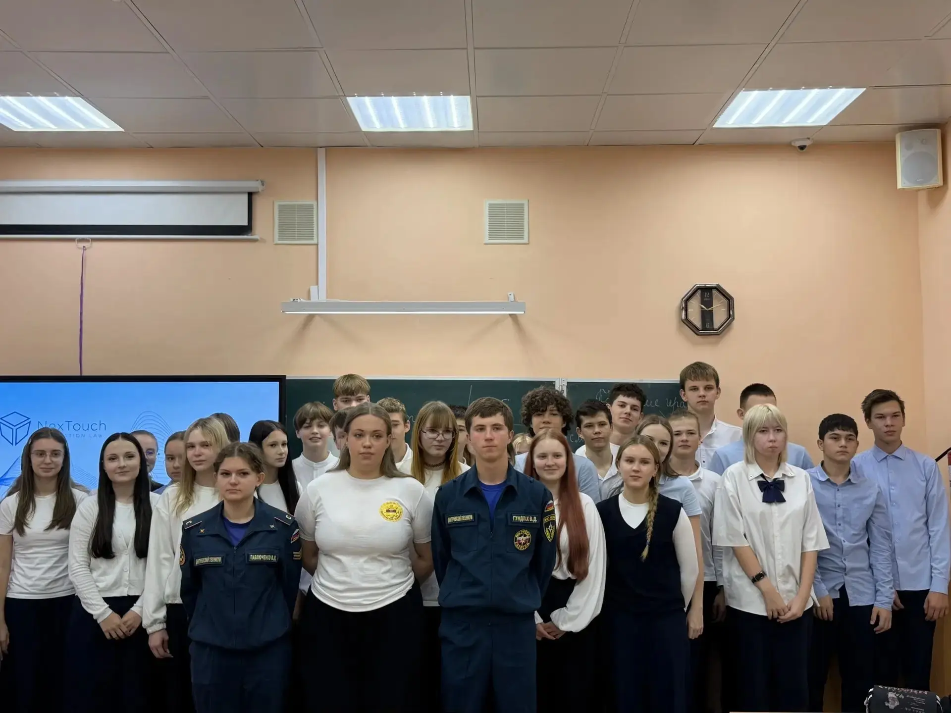 🎉 Профориентация без границ: Дмитровский техникум в гостях у школьников Талдома! 🎉