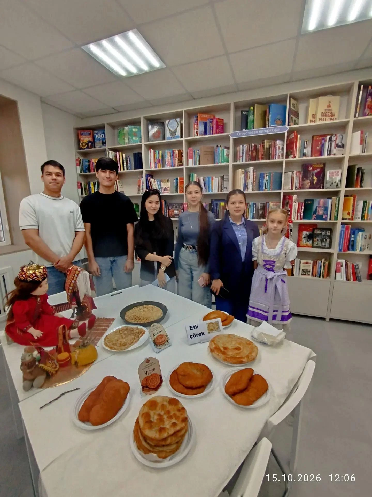 🍞 День хлеба на ФИЯ: знакомимся с традициями разных народов! 🌍