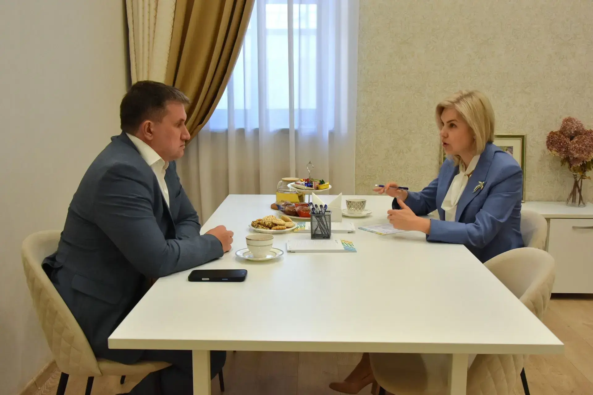🤝 Сегодня обсудила с министром здравоохранения Игорем Баниным перспективы проекта «Бол...