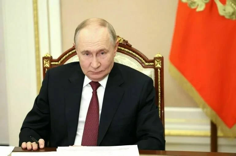 Путин: пенсионные накопления граждан на фондовом рынке должны быть защищены