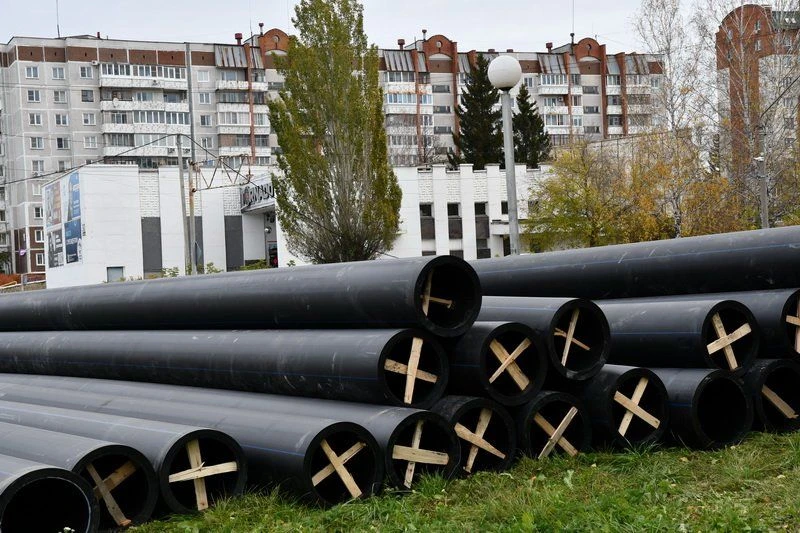 🛠 В Озерске приступили к масштабным работам по замене коллектора на проспекте Карла Ма...