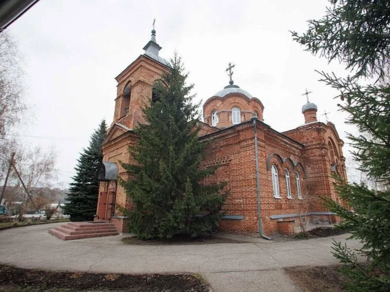 Завтра в микрорайоне Мостовая временно ограничат движение транспорта из‑за крестного хо...