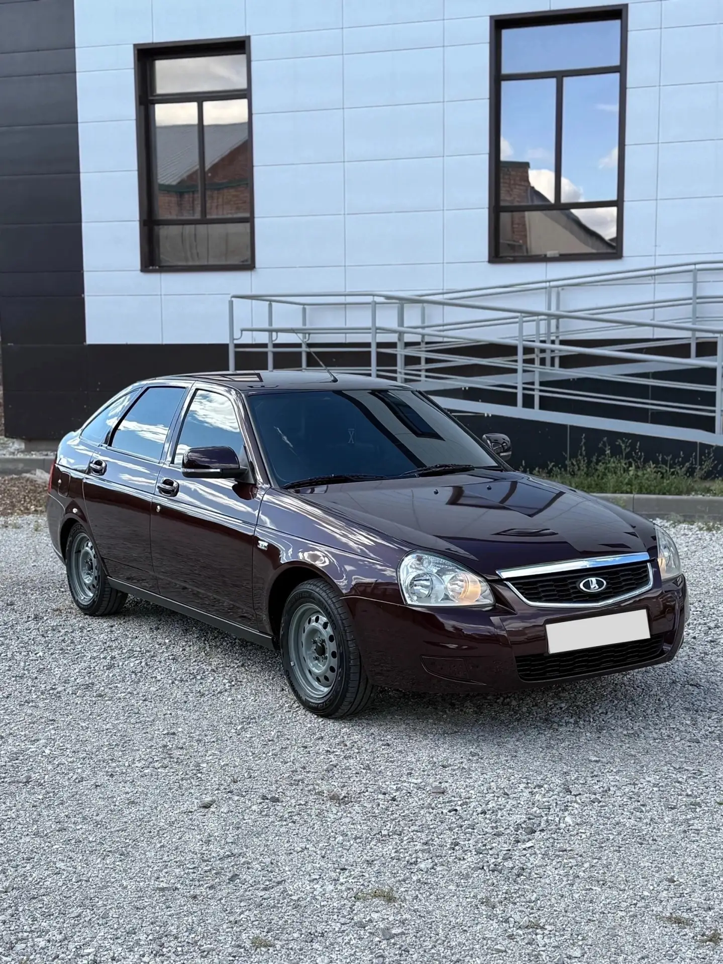 Продам Lada Priora 2