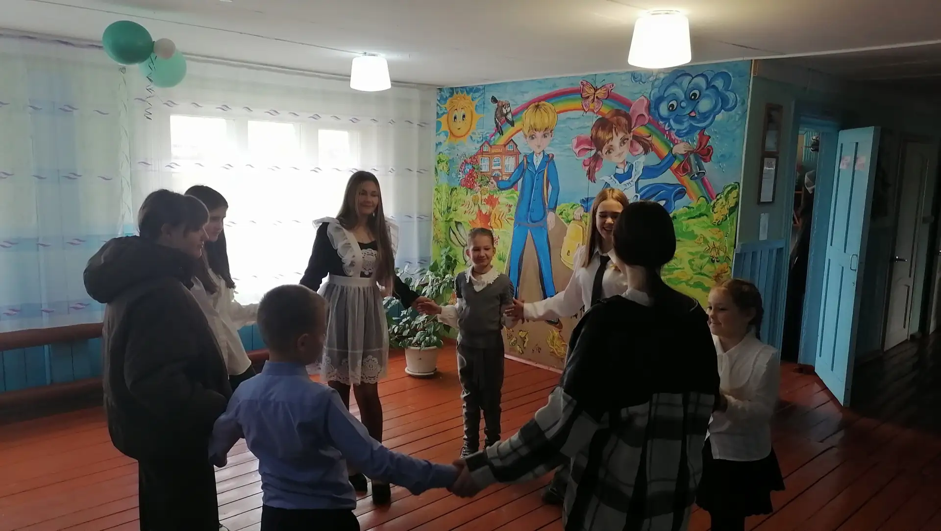🧑‍🎓Сельскую школу навестили выпускники