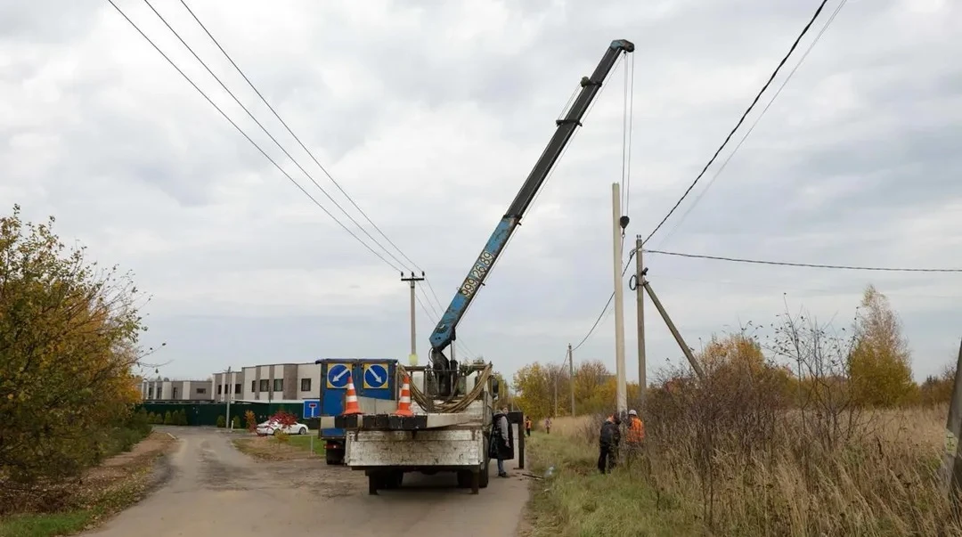 💡 В селе Покров устанавливают новое уличное освещение