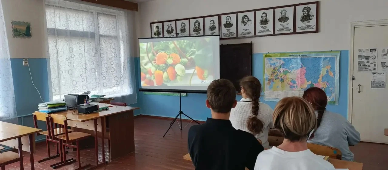 Сегодня в нашей школе состоялось очередное занятие в рамках всероссийского проекта по р...