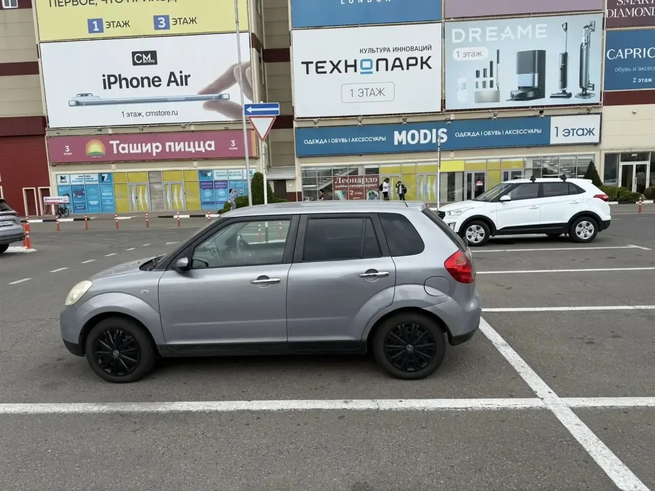 🚙 Продаётся Mazda Verisa 2004 года — надёжный городской автомобиль с прозрачной истори...