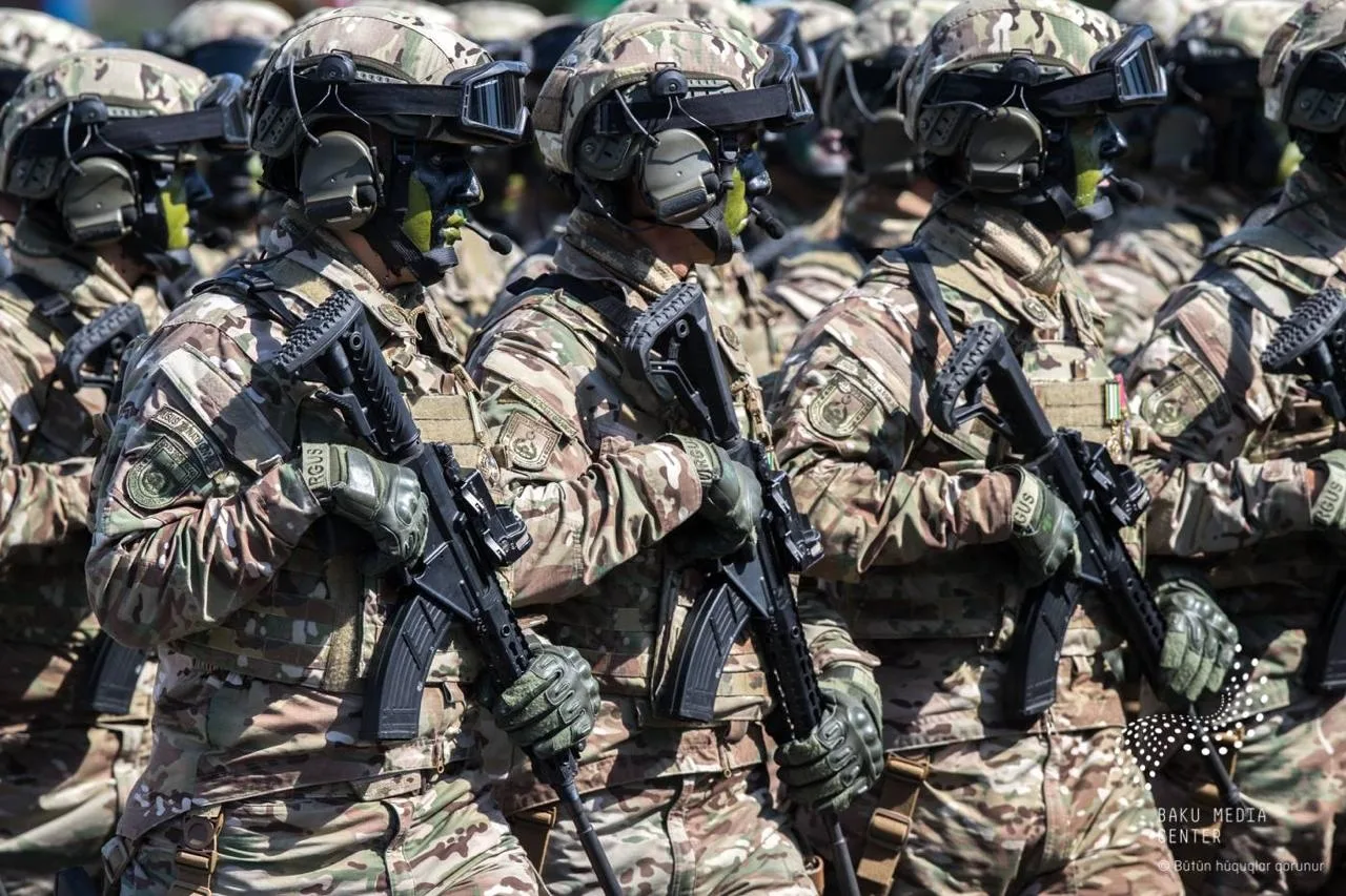 🔫Азербайджан переходит на винтовки AR-15 вместо автоматов Калашникова: там начали прои...