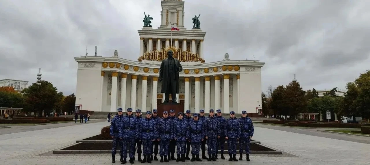 Личный состав войсковой части 3419 посетил ВДНХ