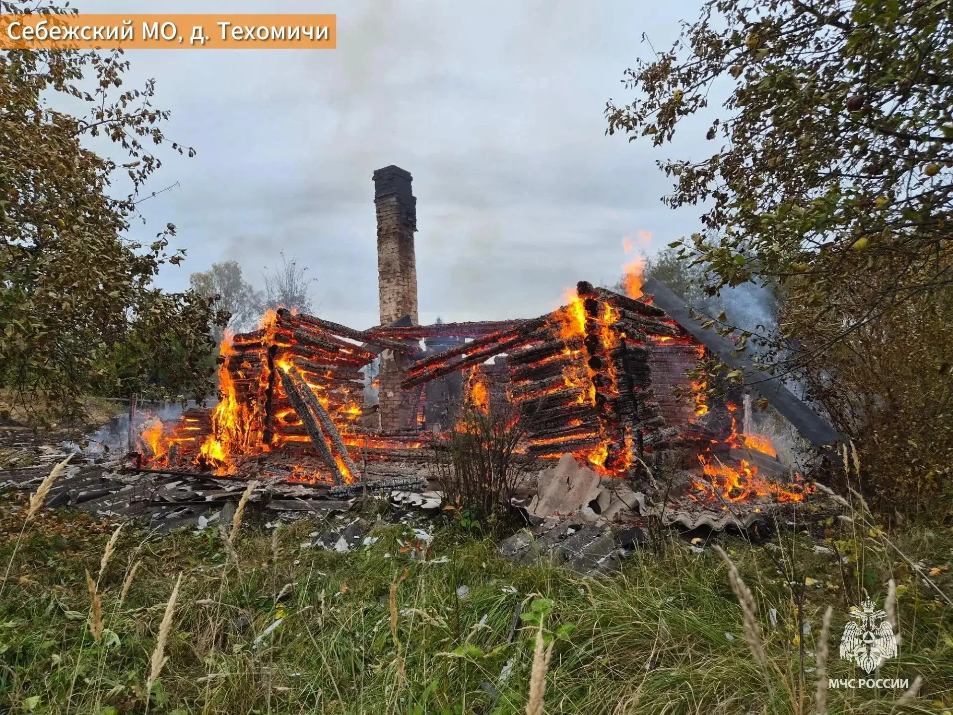 За минувшие выходные пожарно‑спасательные подразделения Псковской области реагировали н...