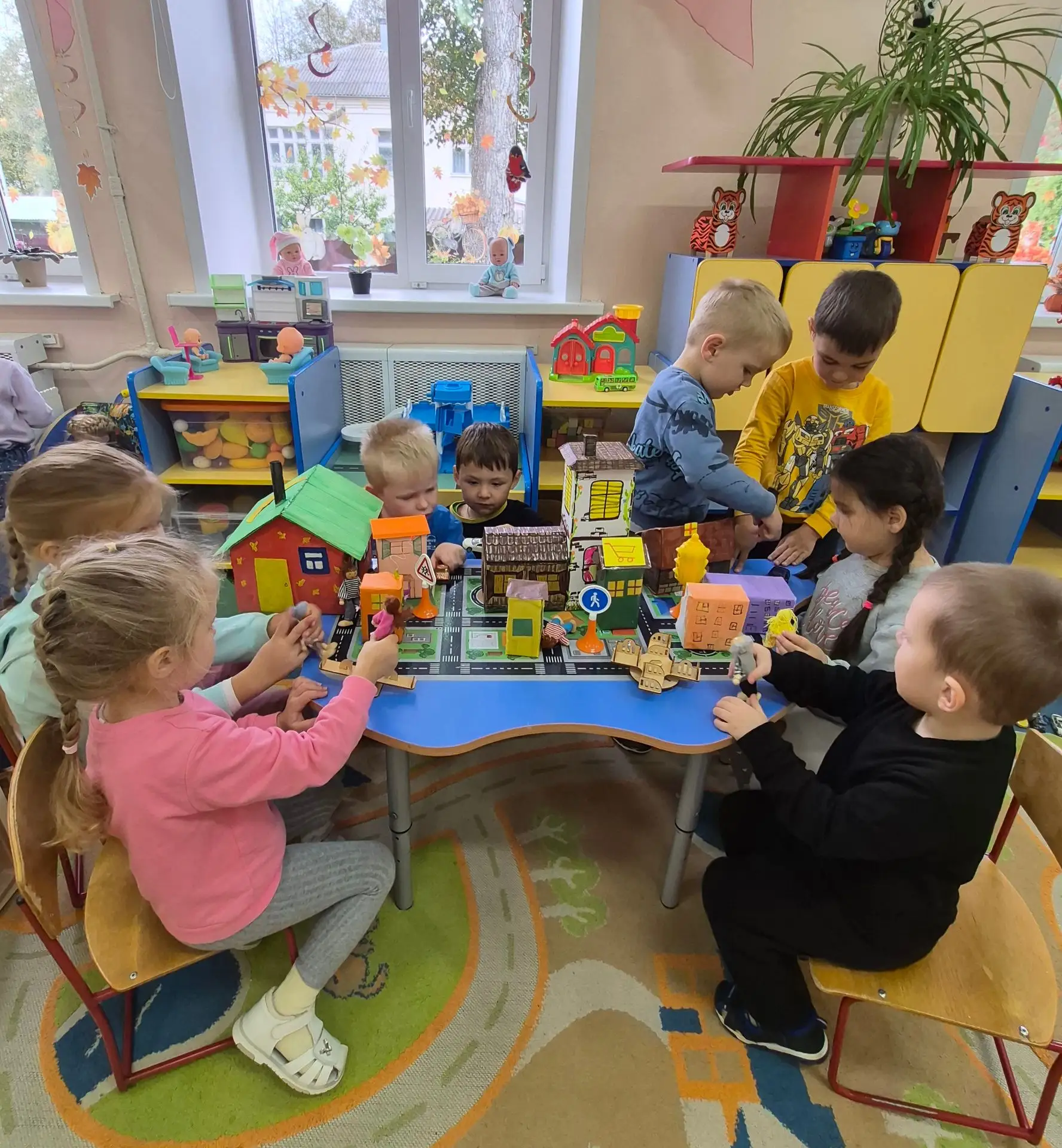 🏫 Проект «СемьЯ — это Мы»: тема сентября — «Новоселье»