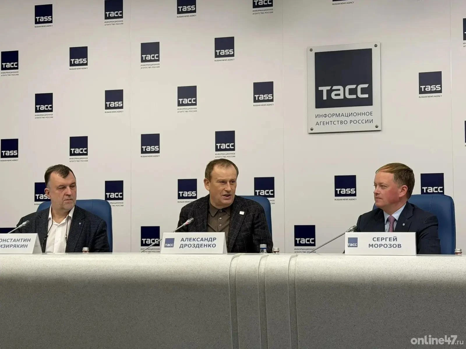 Александр Дрозденко: Есть два способа платить за тепло — по нормативу или сезонная оплата