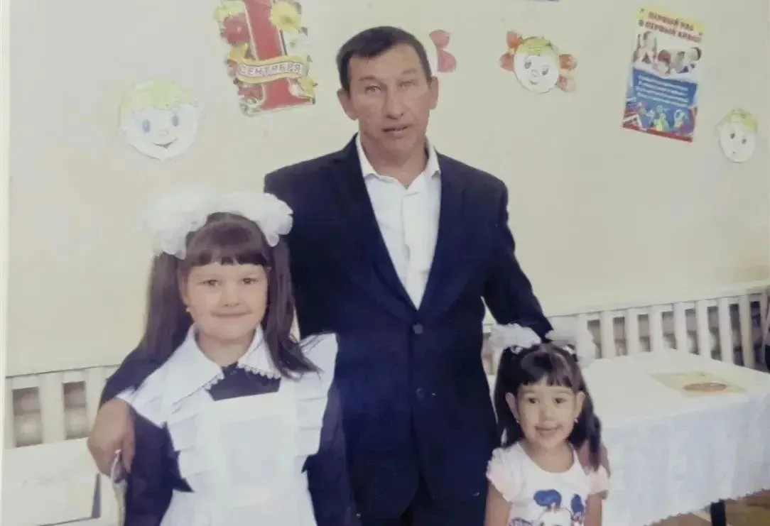 Ученицы 8 и 11  классов МБОУ "Адав-Тулумбаевская СОШ Буинского муниципального района РТ...