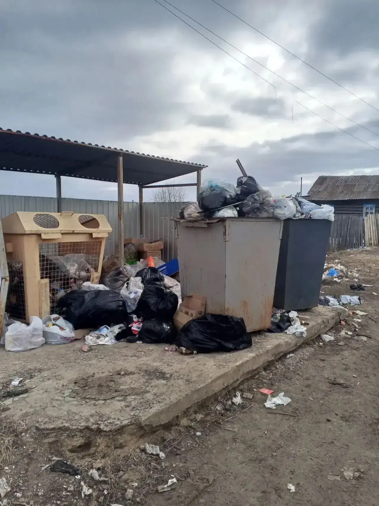 🗑️ Мусор не вывозили, а плату начисляли: 237 жителей пяти населённых пунктов получили ...