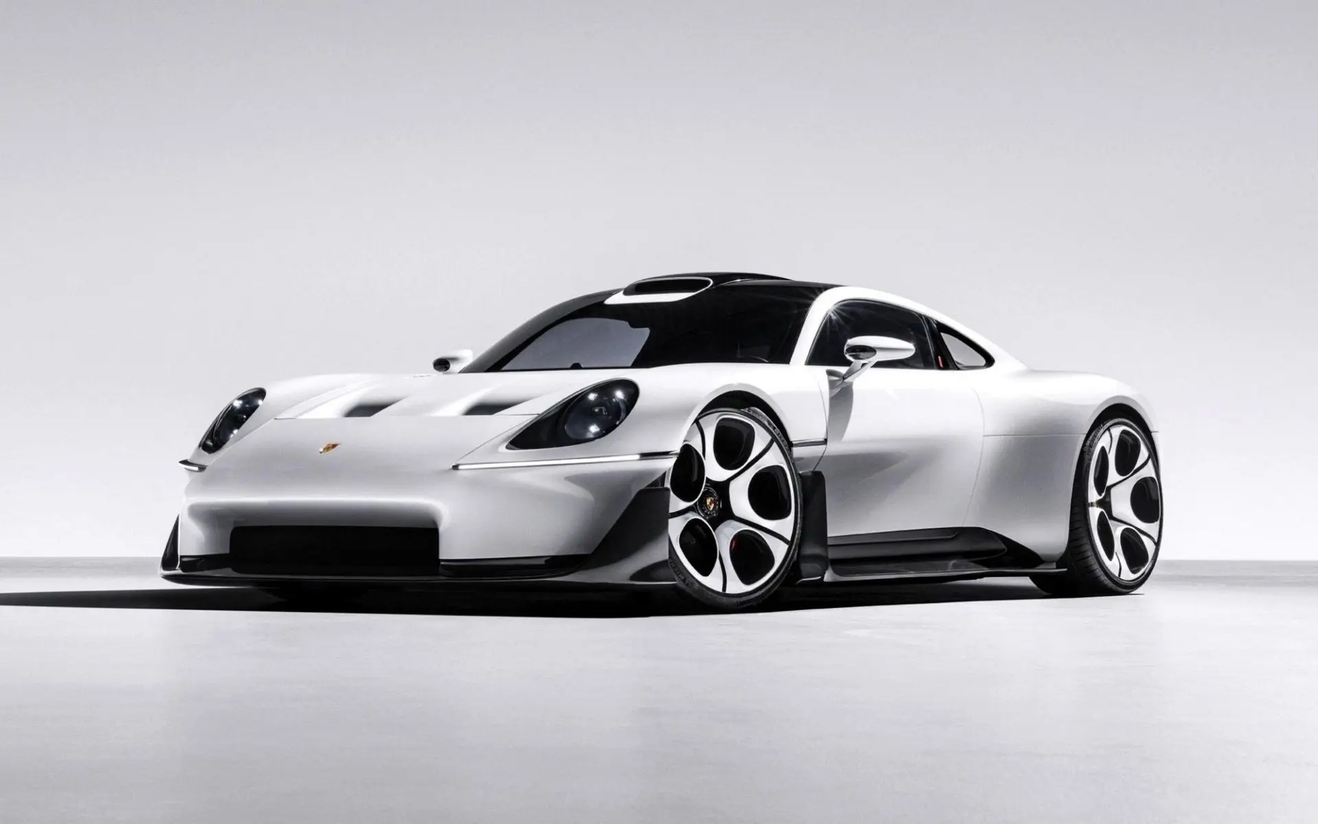 Porsche Mission S: предтеча нового флагманского суперкара в лучших традициях марки