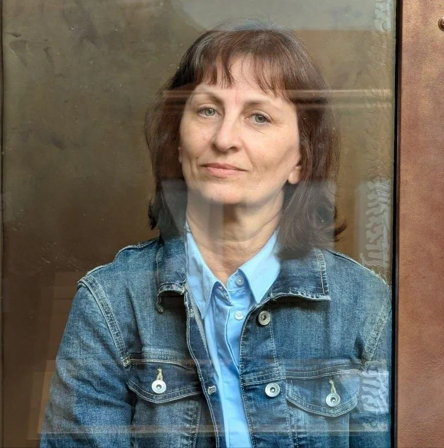Члена партии «Яблоко» отправили в колонию по делу об экстремизме. У неё конфисковали 3,...