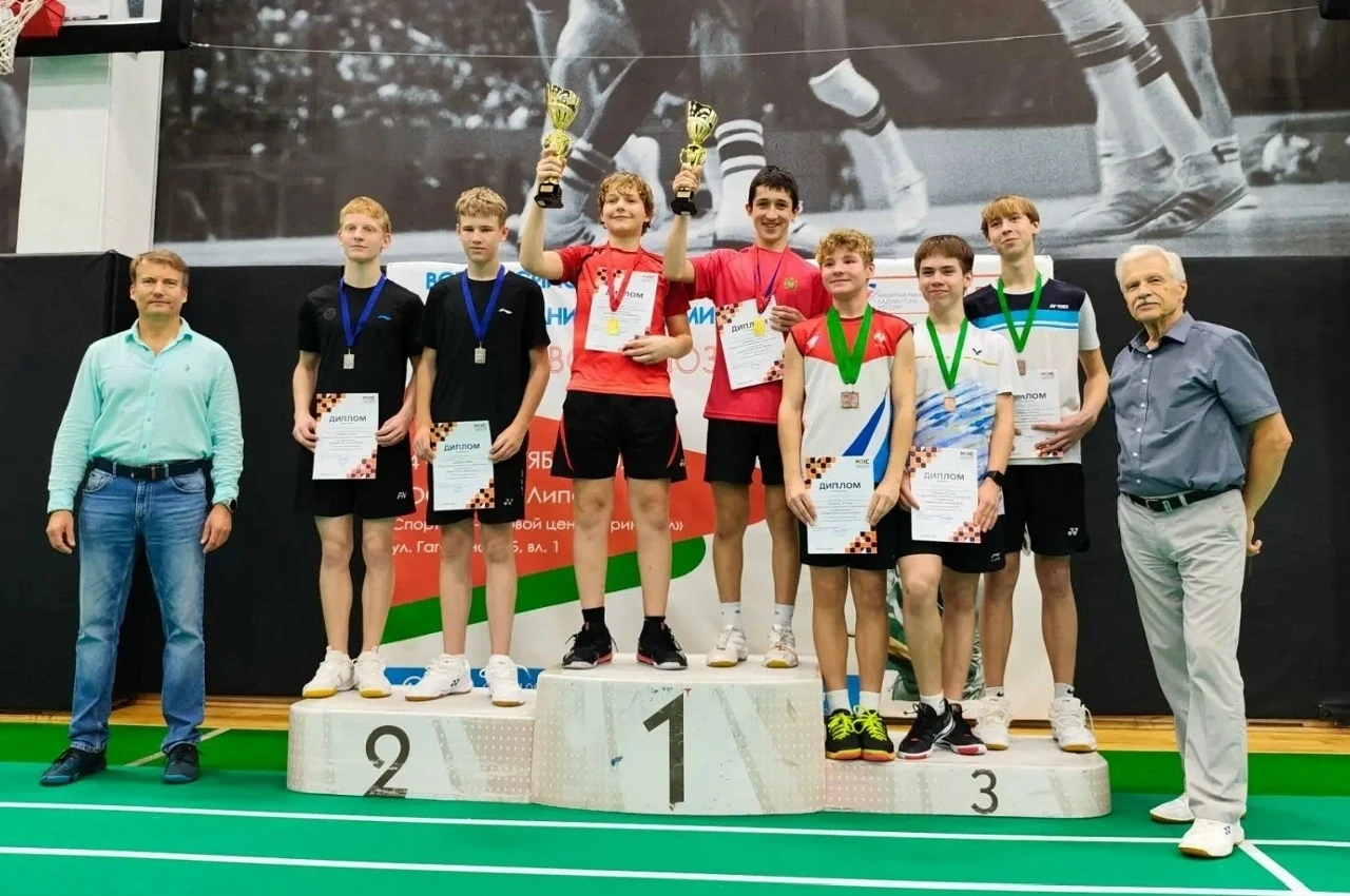 Бадминтонисты🏸 вернулись со Всероссийских турниров с отличными результатами!