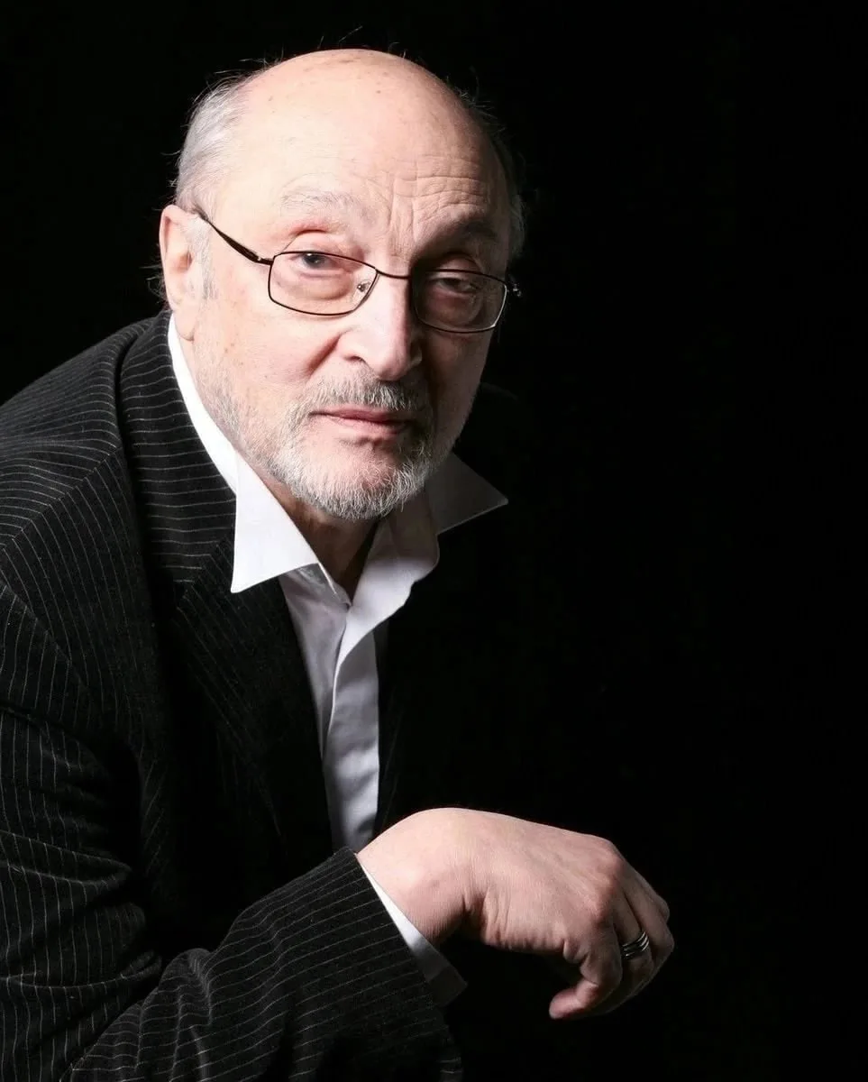 Михаил Козаков