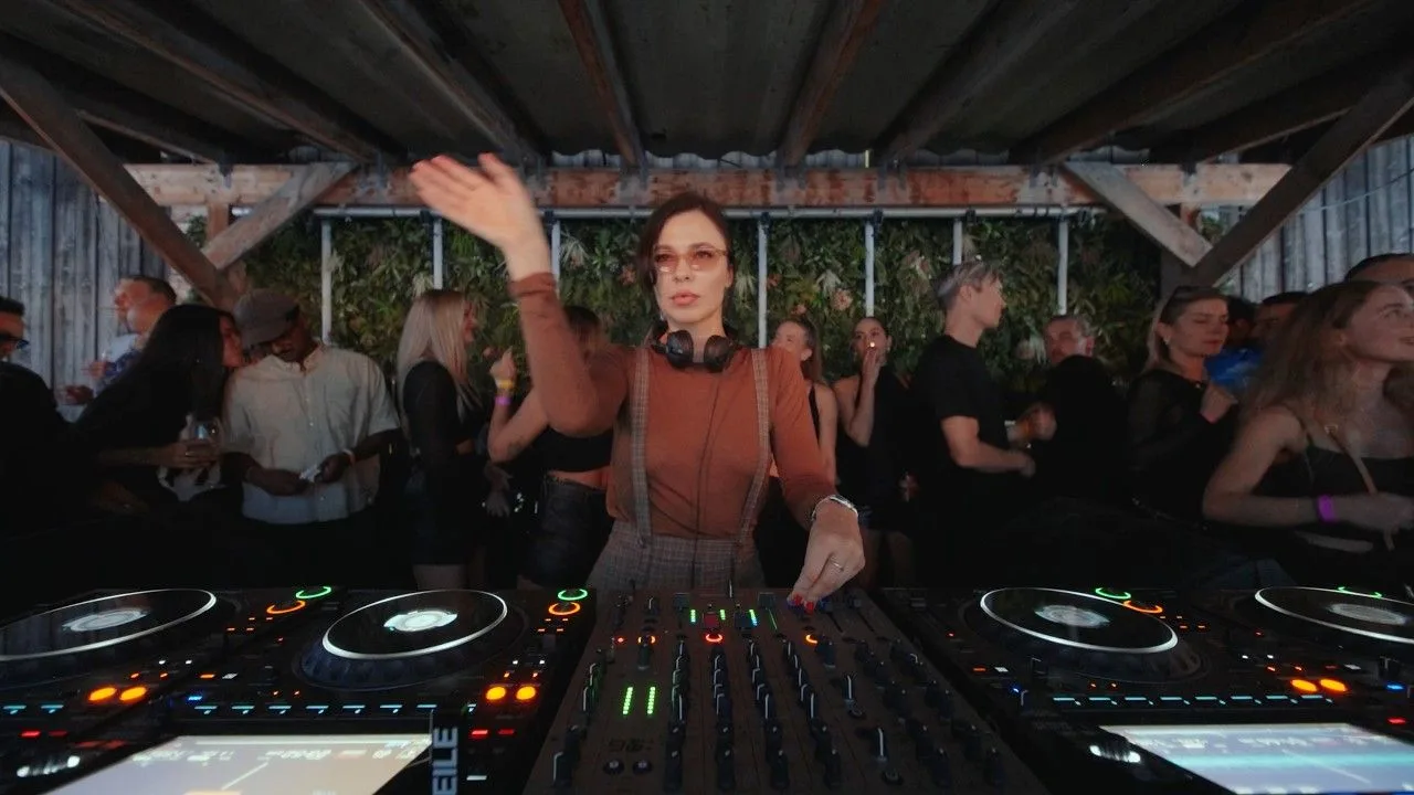 Нина Кравиц (Nina Kraviz) - Live @ Hafen 49 Mannheim Closing [03.10.2026]