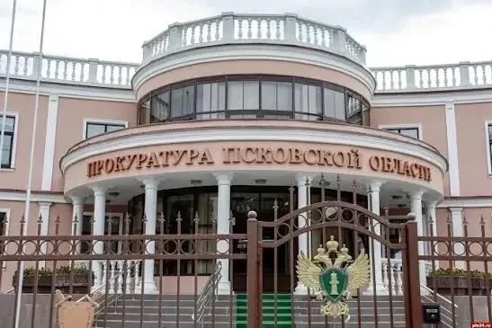 Экс-ректору ПсковГУ просят 8 лет колонии