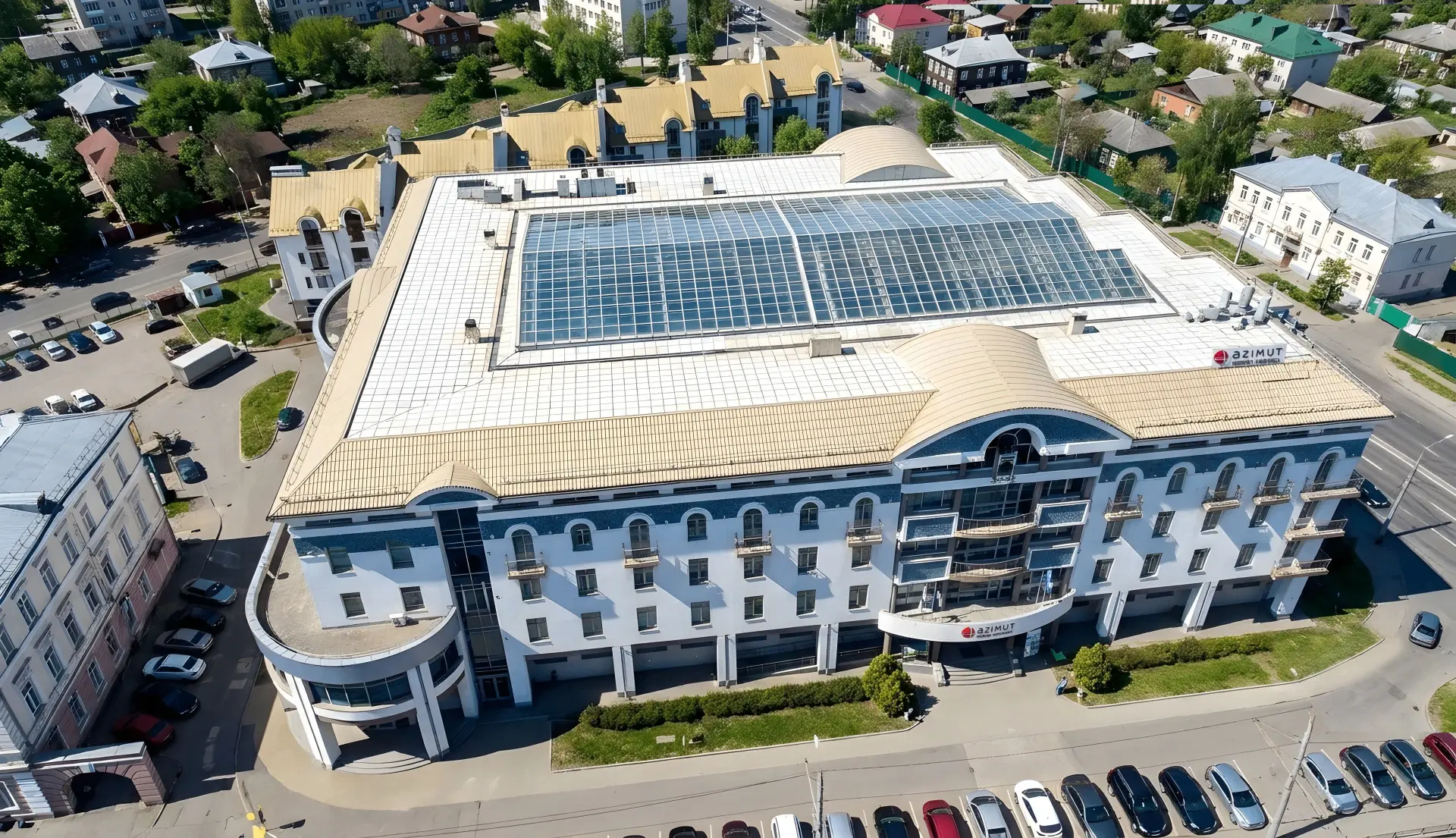Сеть Azimut Hotels выкупила арендованный ей же отель в Ярославле