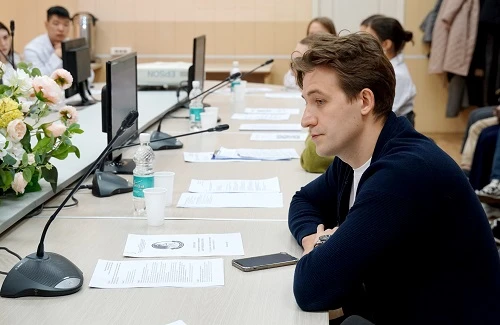 🍁 8 октября в ДВГМУ прошла научно-практическая конференция «Хирургические болезни», об...