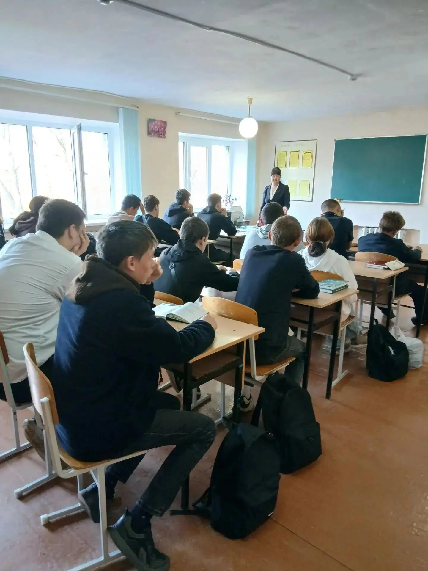Знать свои права: в Иглино прошел конкурс по избирательному праву