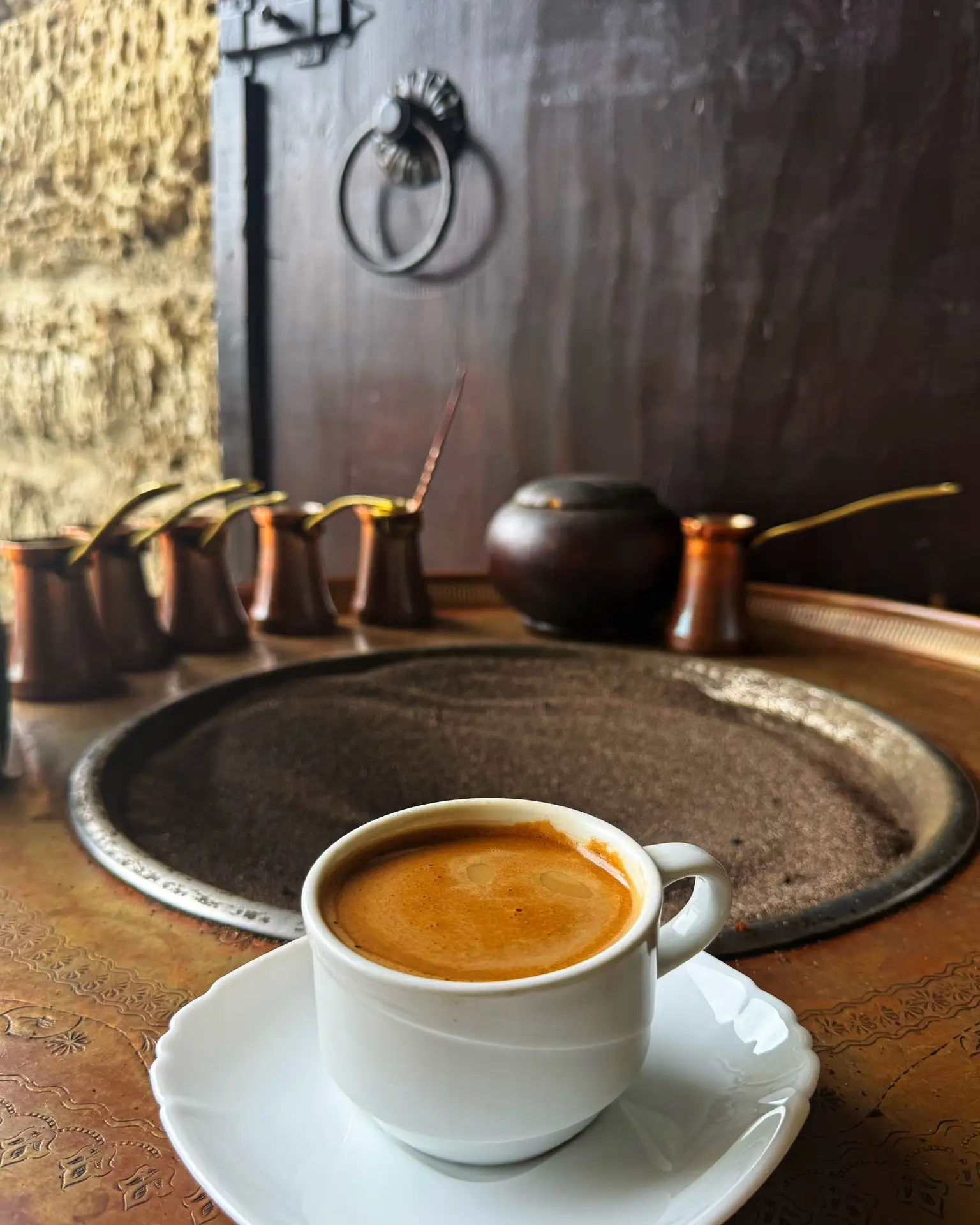 Отличной пятницы, друзья, вам из пасмурной и прекрасной Евпатории🤎🍂