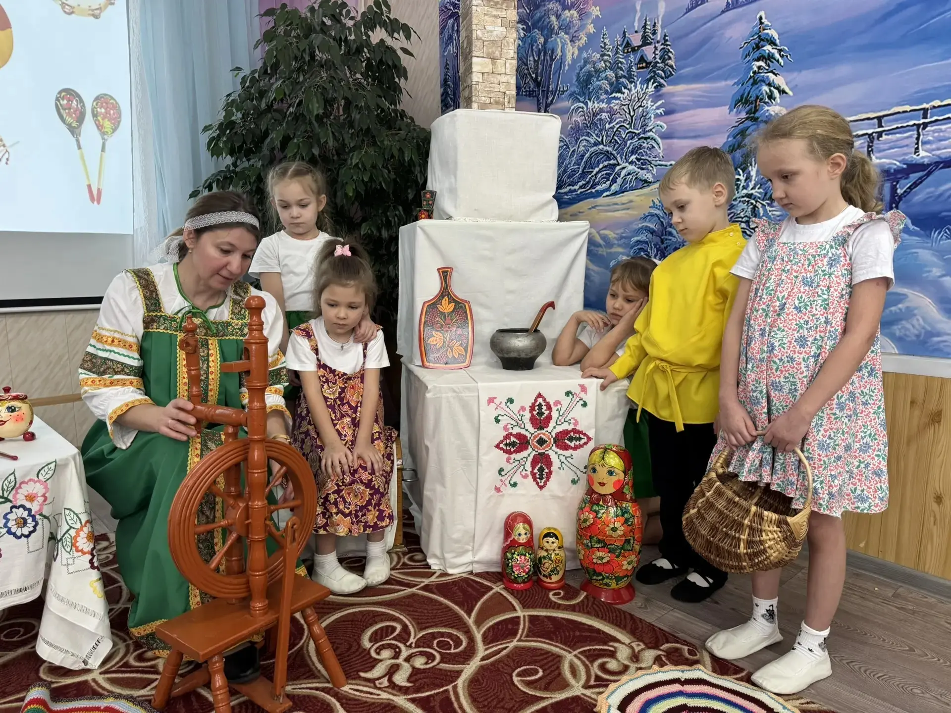 5 февраля в нашем детском саду состоялось открытие Года единения народов России, посвящ...