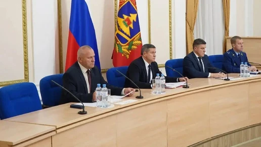 Егор Ковальчук представил новых врио заместителей в правительстве Брянской области