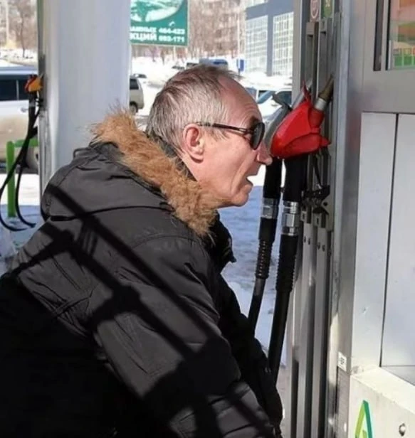📈В Ярославской области снова подорожал бензин