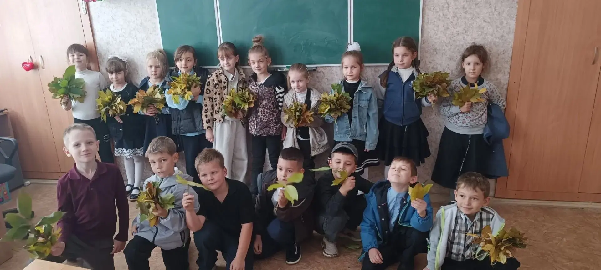 Осень — это не время для грусти, а самый настоящий урок живой природы. На днях наши юны...