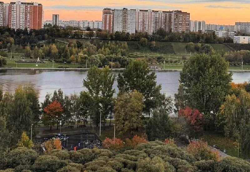 Осень в разных районах нашего округа одинаково красивая 🥰