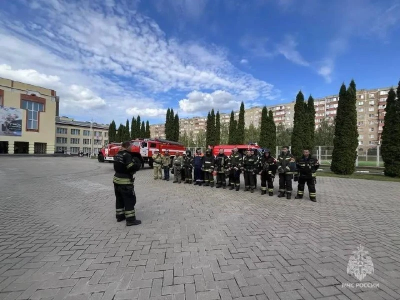 👨‍🚒В школе № 40 Старого Оскола прошли пожарно-тактические учения.