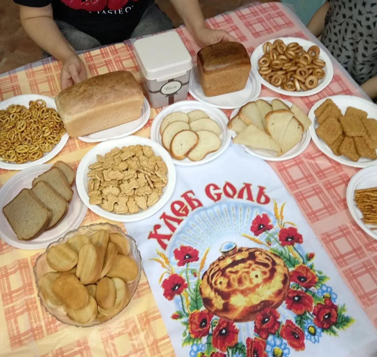 🍞 «Хлеб — всему голова!» — под таким замечательным и мудрым девизом началось сегодняшн...