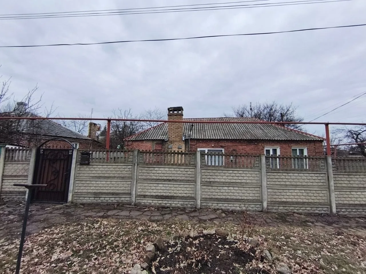 Продам дом, ул. Литвинова, пос.Майский. 85 кв.м., дом облицован кирпичом. Газифицирован...