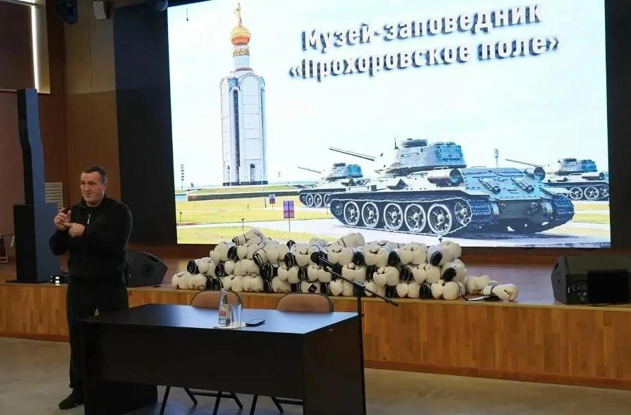 💫Российский боксёр, чемпион мира в первом тяжёлом весе Денис Лебедев посетил Прохоровс...