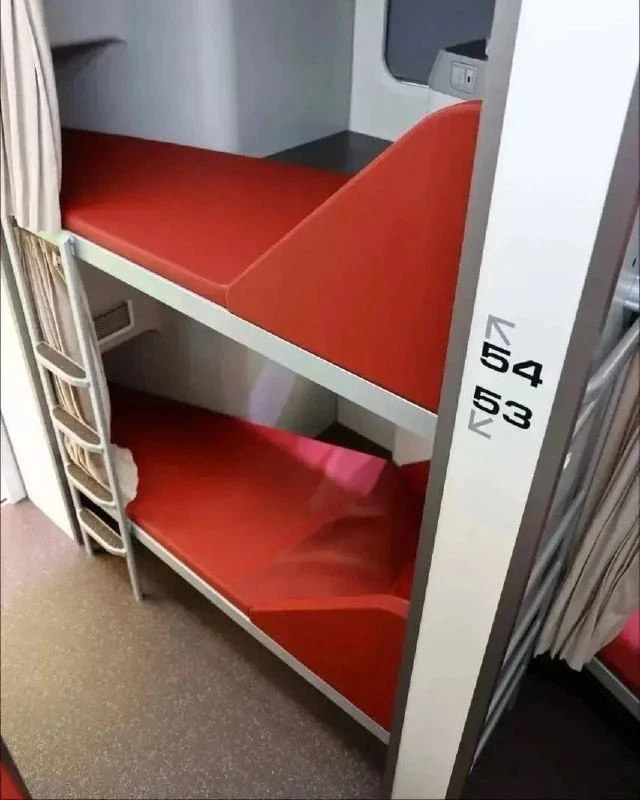 🚆 Капсулы для одиночек в поездах РЖД