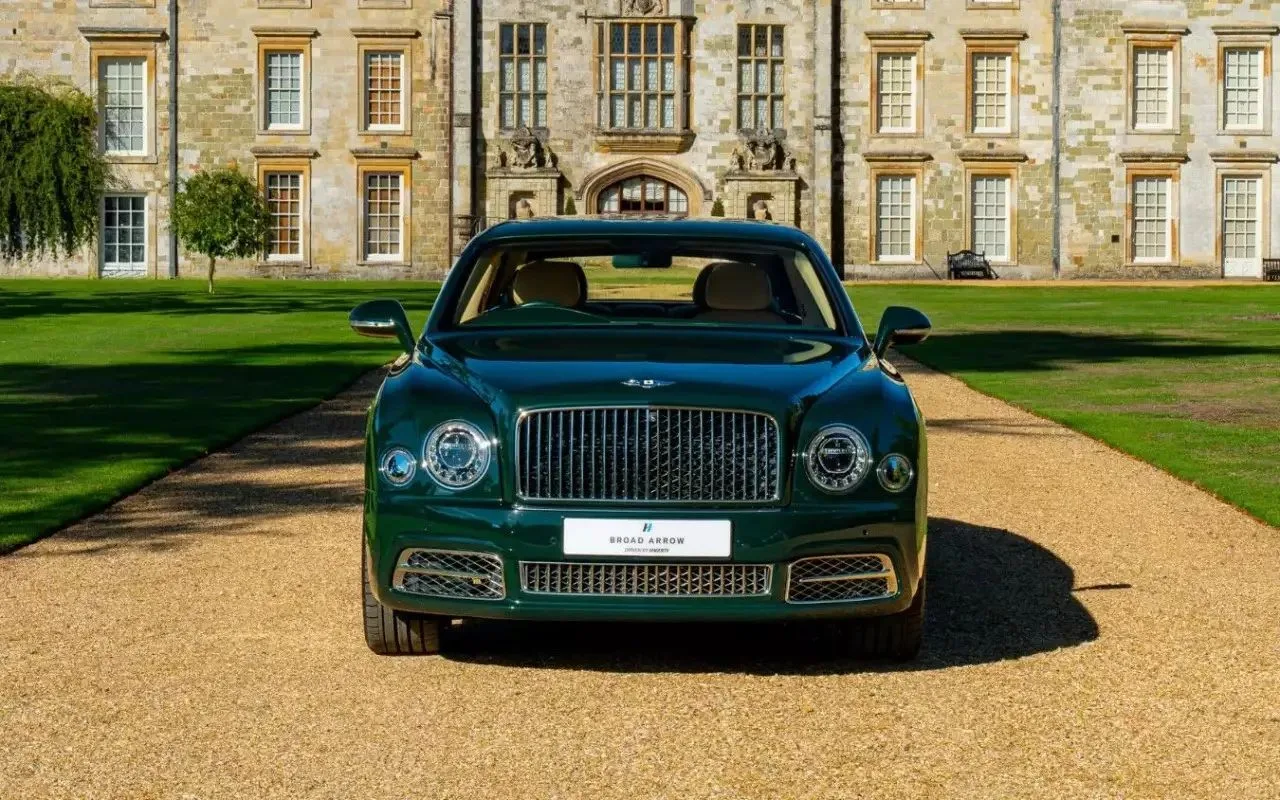 Королевский Bentley Елизаветы II выставили на продажу