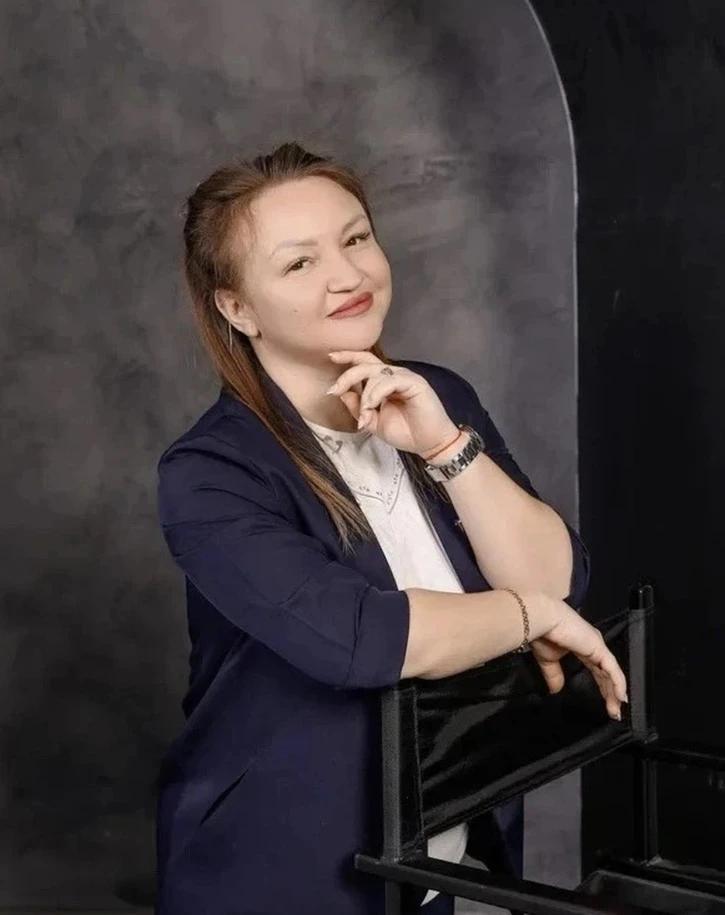 Еще одна участница нашего конкурса «Мой любимый учитель-2026» – Юлия Николаева. Она вед...