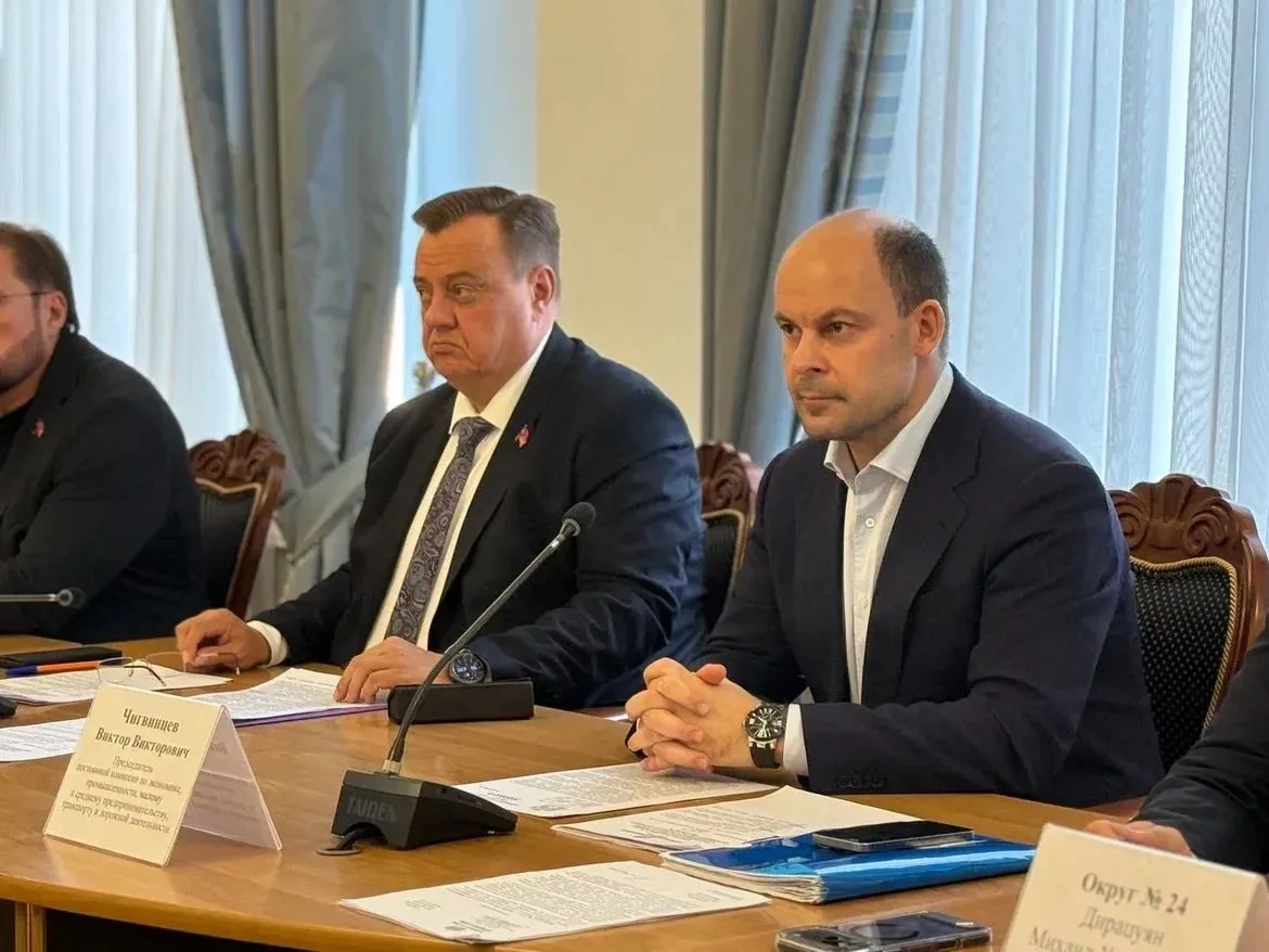 Более 14 тысяч обращений в 2026 году поступило на «горячую линию» по вопросам обществен...