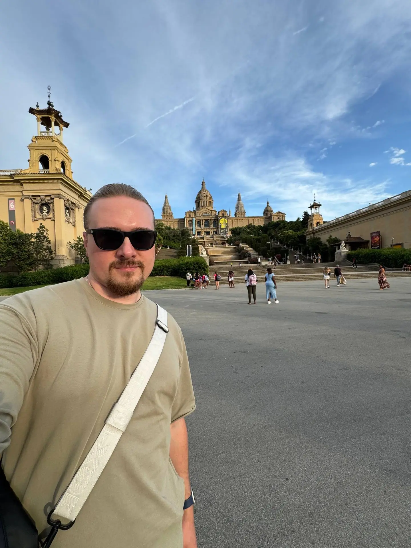 🇪🇸 Лучший вид на Барселону — гора Монжуик!