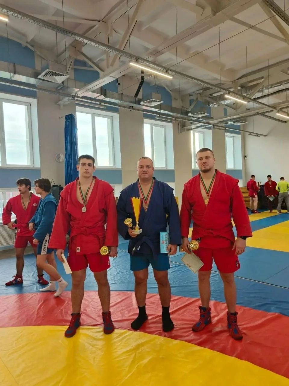 Три награды самбистов в Казани