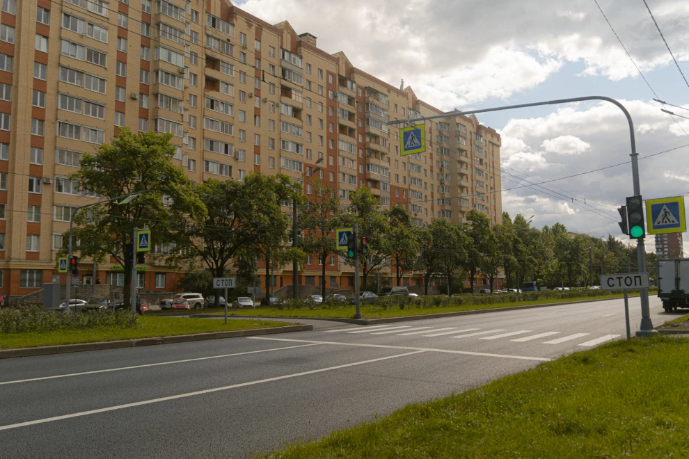 🛣 Светлановский проспект полностью обновили