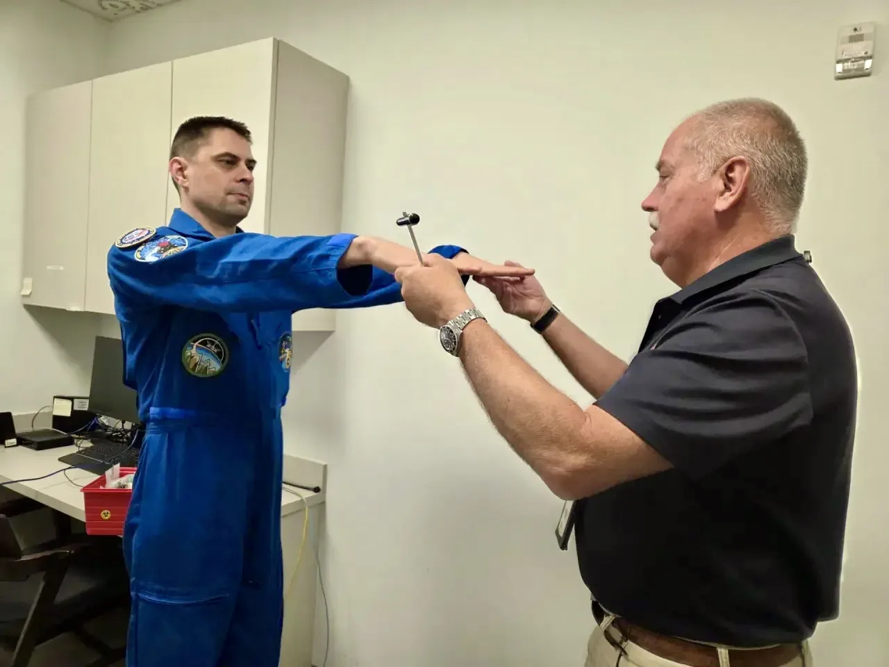 👨‍🚀 Адаптация к жизни на Земле: космонавт Роскосмоса Андрей Федяев проходит острый пе...