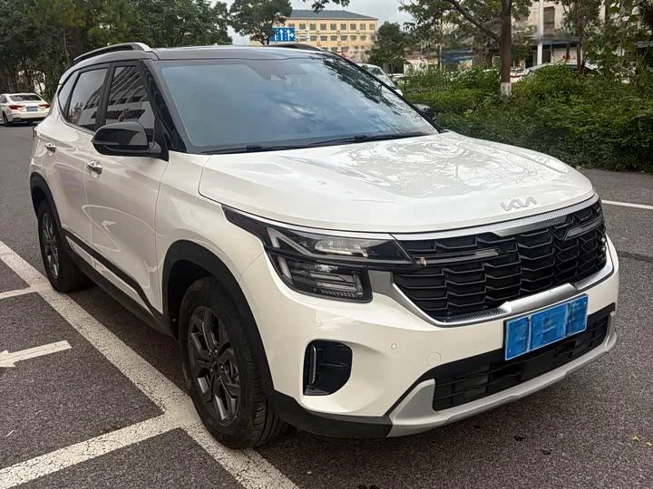 Kia Seltos 2023, 1,5L CVT 2WD 115л.с.